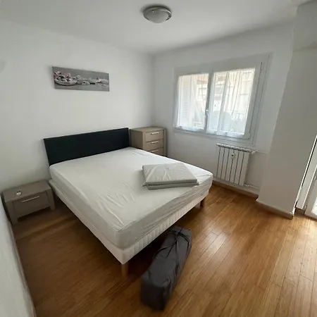 Juan Les Pins Near *